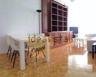 Sala d'estar de Pis de lloguer en Salamanca Capital amb Aire condicionat, Terrassa i Balcó