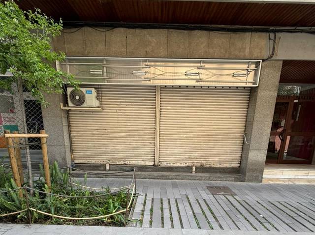 Local comercial en Alquiler en La Llagosta