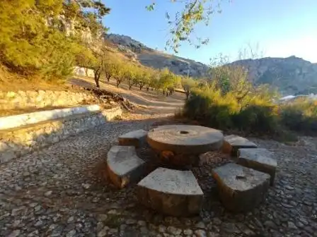 Vista exterior de Casa o chalet en venta en Zuheros con Calefacción, Jardín privado y Terraza