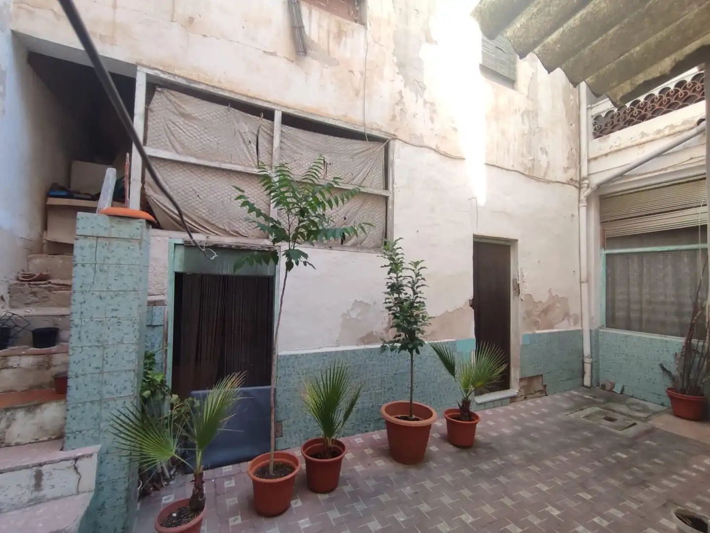 Exterior view of Houses for sale in Elda  with Terrace and Storage room
