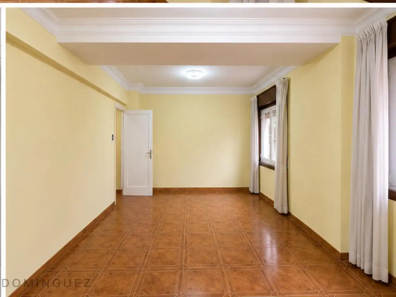 Pis en venda en Vigo  amb Calefacció i Parquet