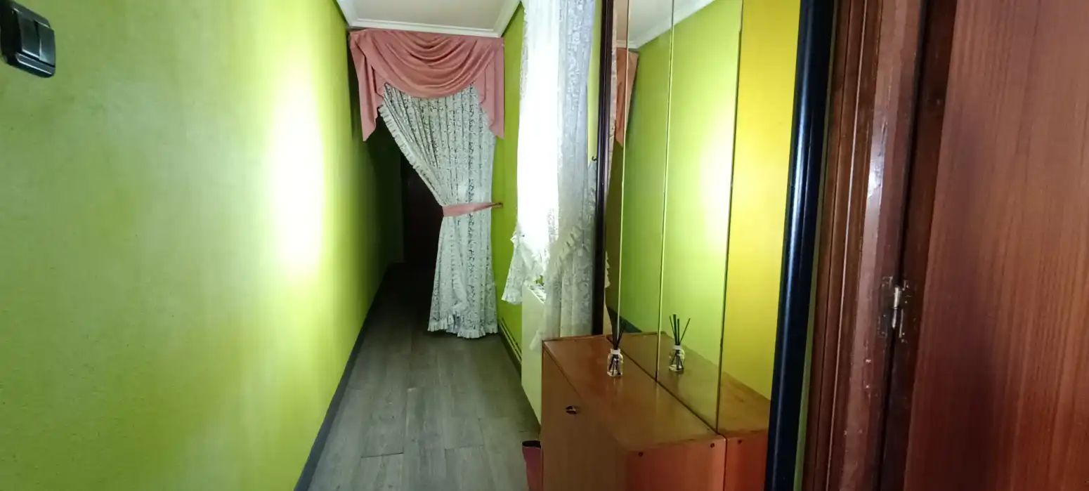 Pis en venda en  Logroño amb Calefacció, Parquet i Terrassa