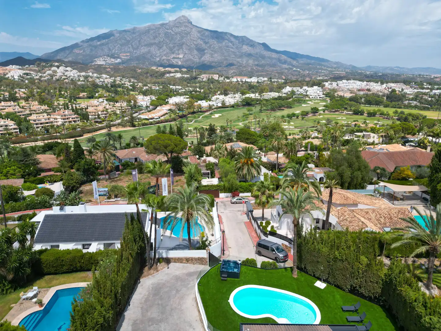 Houses for rent in Calle Alcala, Las Brisas