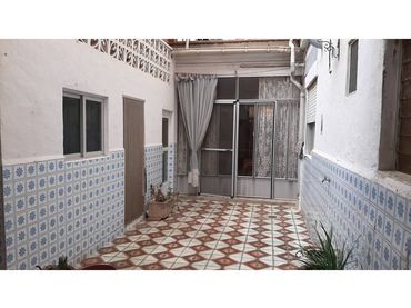 Casa en venda a Maestro Serrano