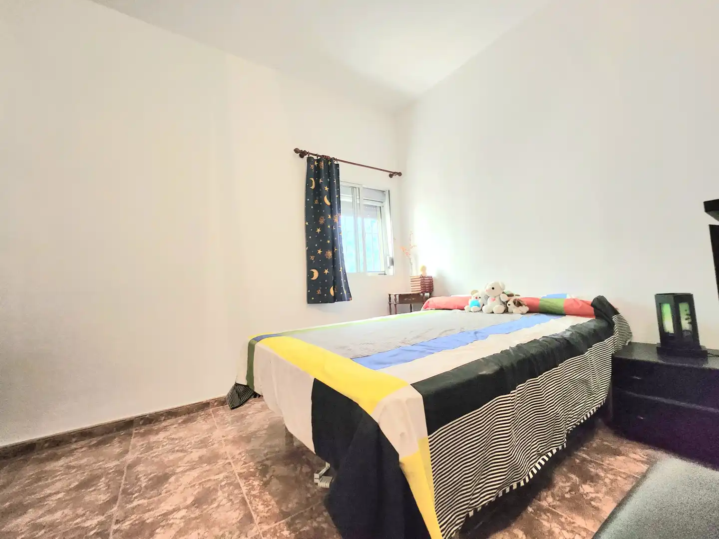 Schlafzimmer von Haus oder Chalet zum Verkauf in Alcalá de Guadaira mit Privatgarten, Terrasse und Abstellraum