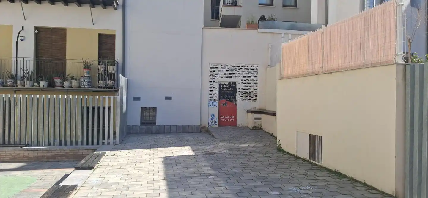 Local comercial en venta en Rúa 3, imagen 4