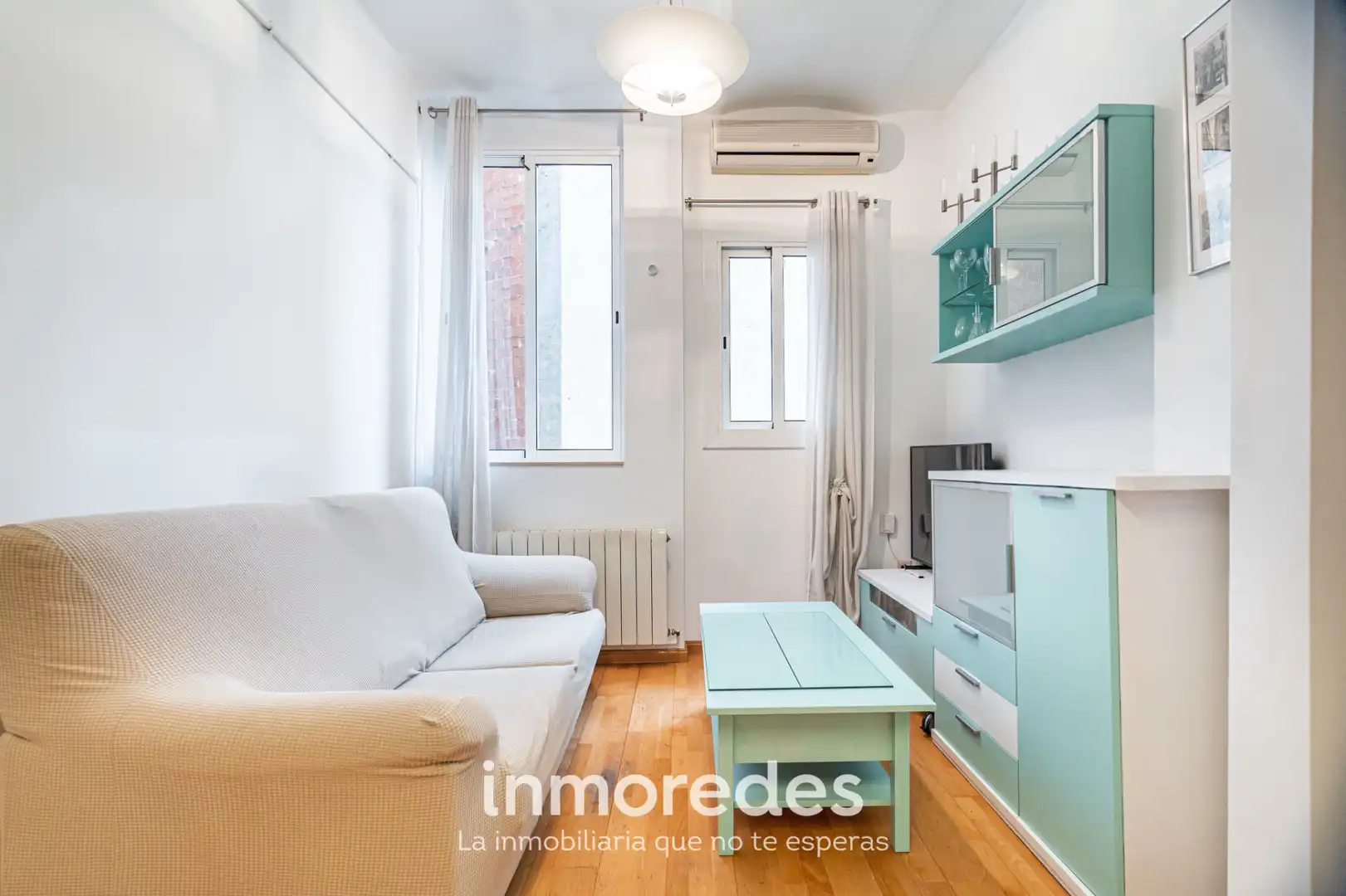 Sala de estar de Piso en venta en Barcelona con Aire acondicionado, Calefacción y Parquet