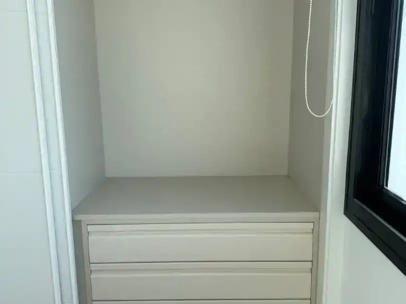 Habitación de Piso en venta en Dos Hermanas con Aire acondicionado, Piscina y Balcón