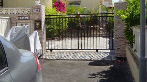 !CDATAChalet Independiente con Piscina Cubierta jardín de 200m2 y parking en San Fulgencio, imatge 4