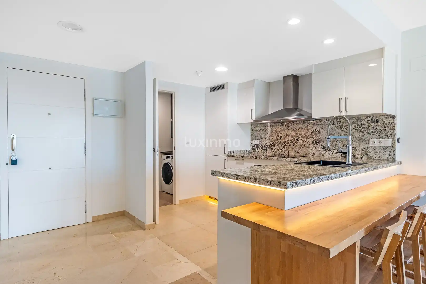 Cuina de Àtic en venda en Villajoyosa / La Vila Joiosa amb Aire condicionat, Jardí privat i Terrassa
