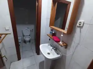 Badezimmer von Fabrikhallen zum Verkauf in Fuenlabrada