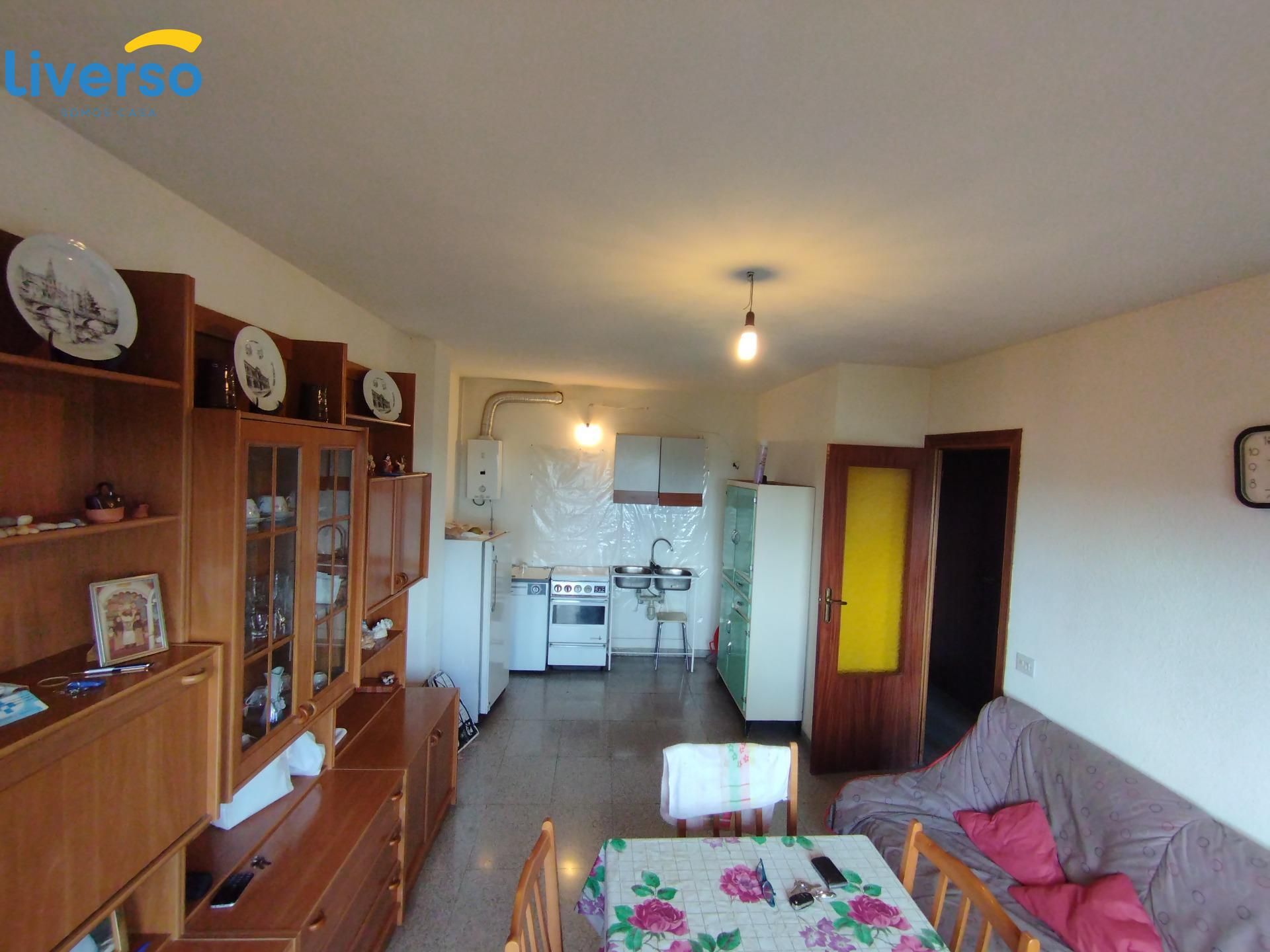Kitchen of Flat for sale in Roa  with Storage room and Balcony