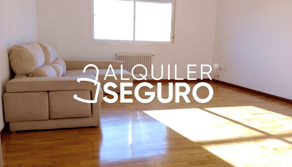 Photo 1 of Flat to rent in De Zúrich, Rosas - Musas, Madrid