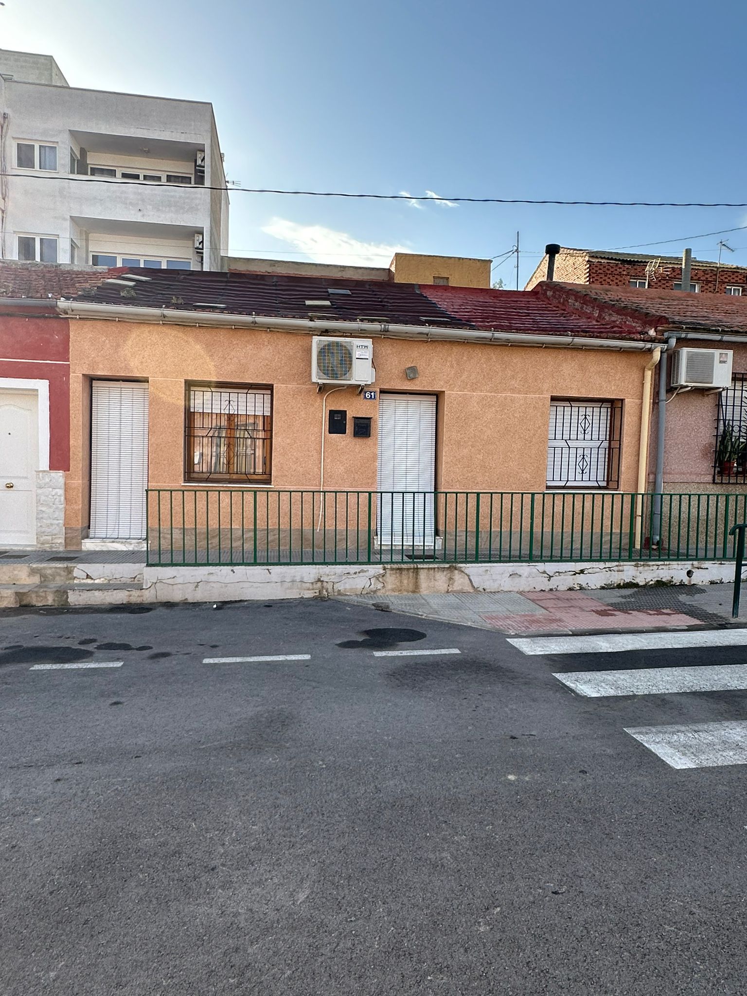 Vista exterior de Casa o xalet en venda en Bigastro amb Moblat