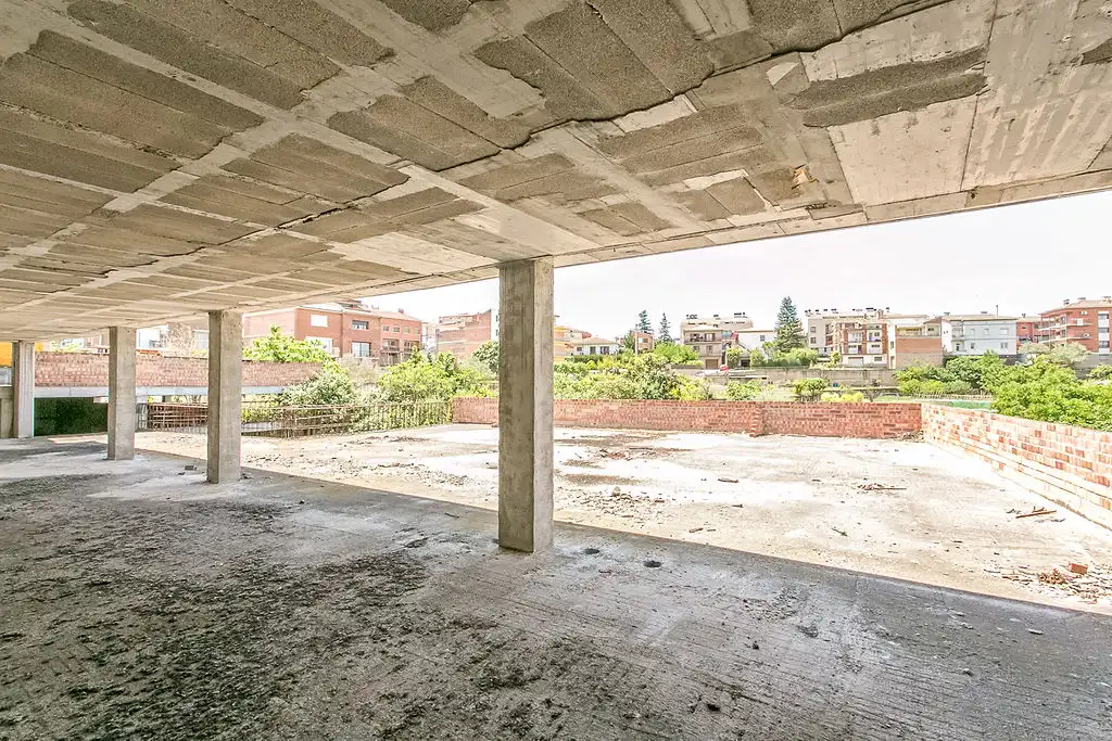Buildings for sale in Navarcles