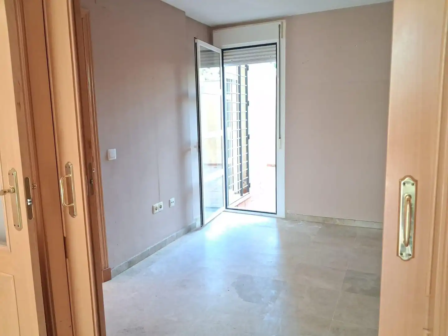 Detached homes for sale in Castilleja de la Cuesta  with Air Conditioner and Terrace