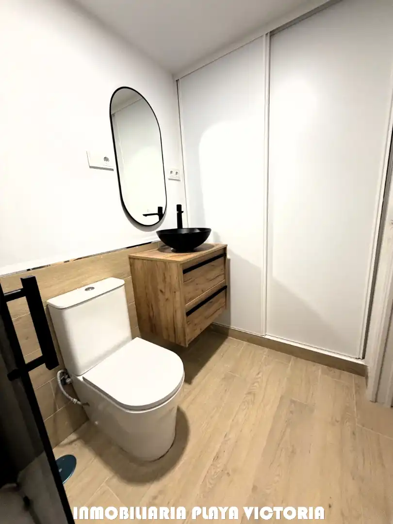 Baño de Loft en venta en Cádiz con Aire acondicionado y Amueblado