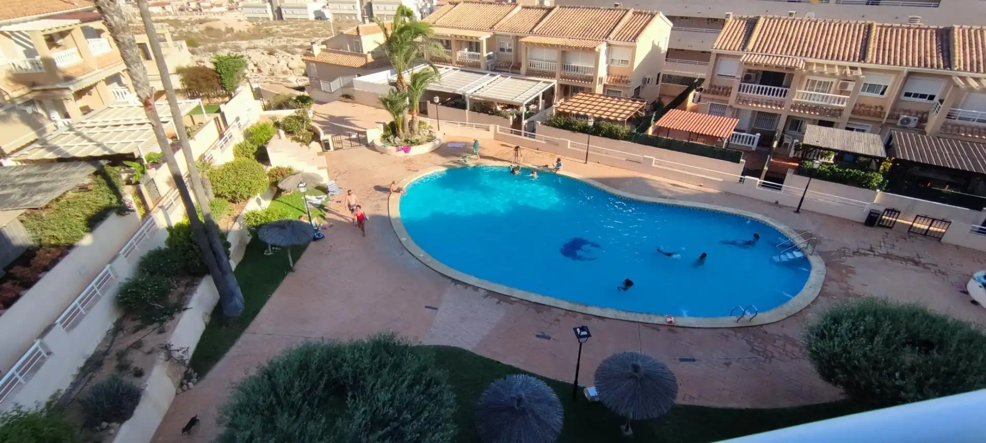 Schwimmbecken von Dachboden zur Miete in Santa Pola mit Möbliert und Gemeinschaftspool