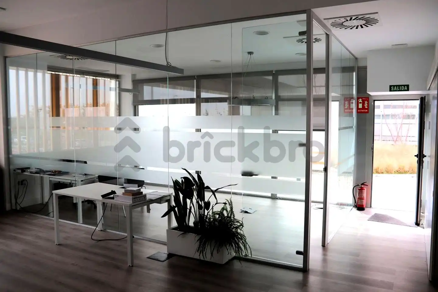 Office for rent in Madrid  with Air Conditioner and Heating
