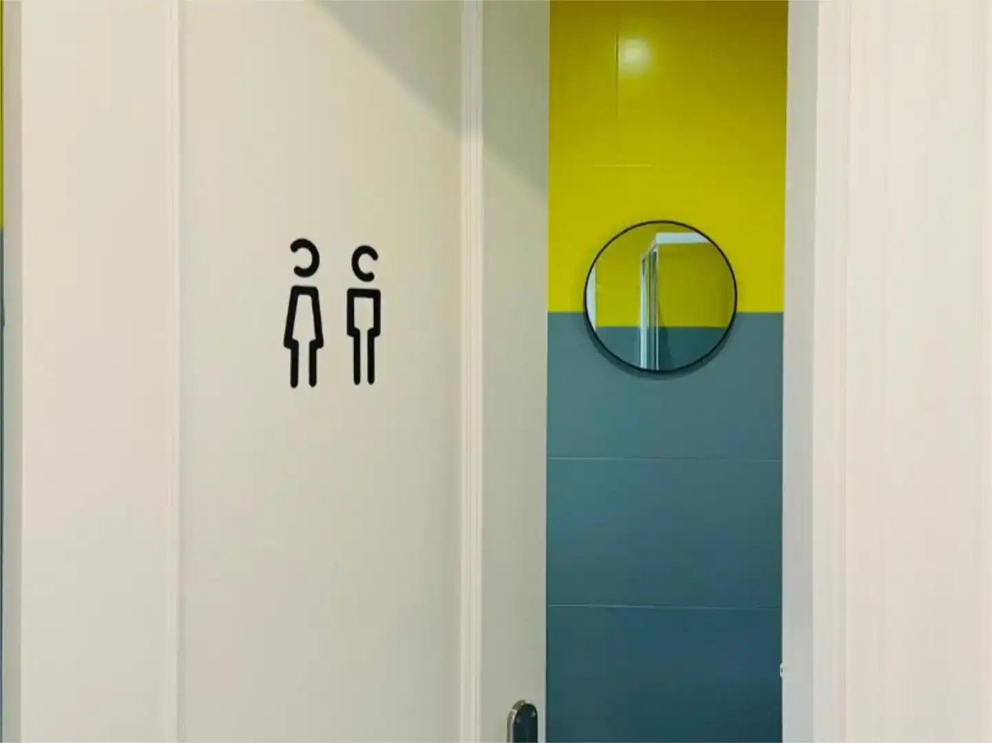 Baño de Piso para compartir en Oliveros - Altamira