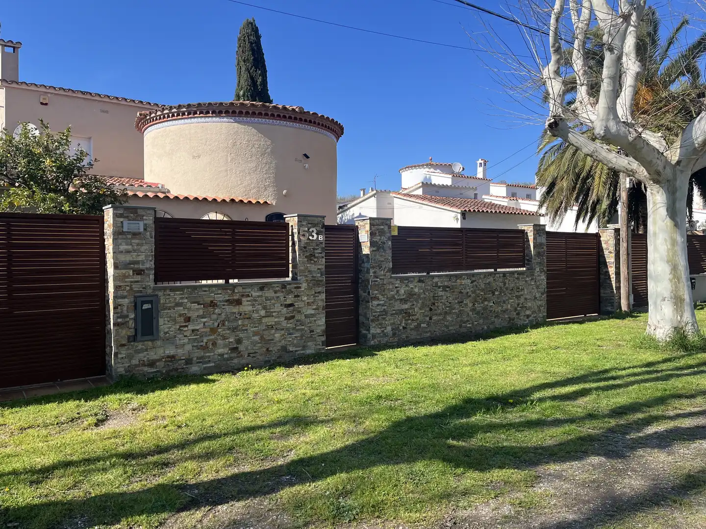 Vista exterior de Casa o xalet en venda en Empuriabrava