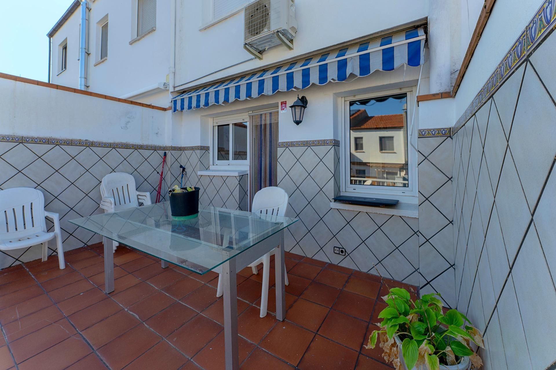 Jardí de Casa adosada en venda en Navarcles amb Calefacció, Terrassa i Traster