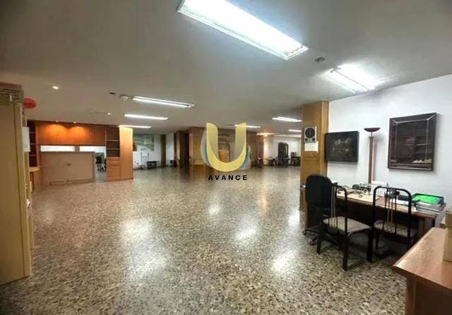 Local comercial en Alquiler en Embajadores - Lavapiés