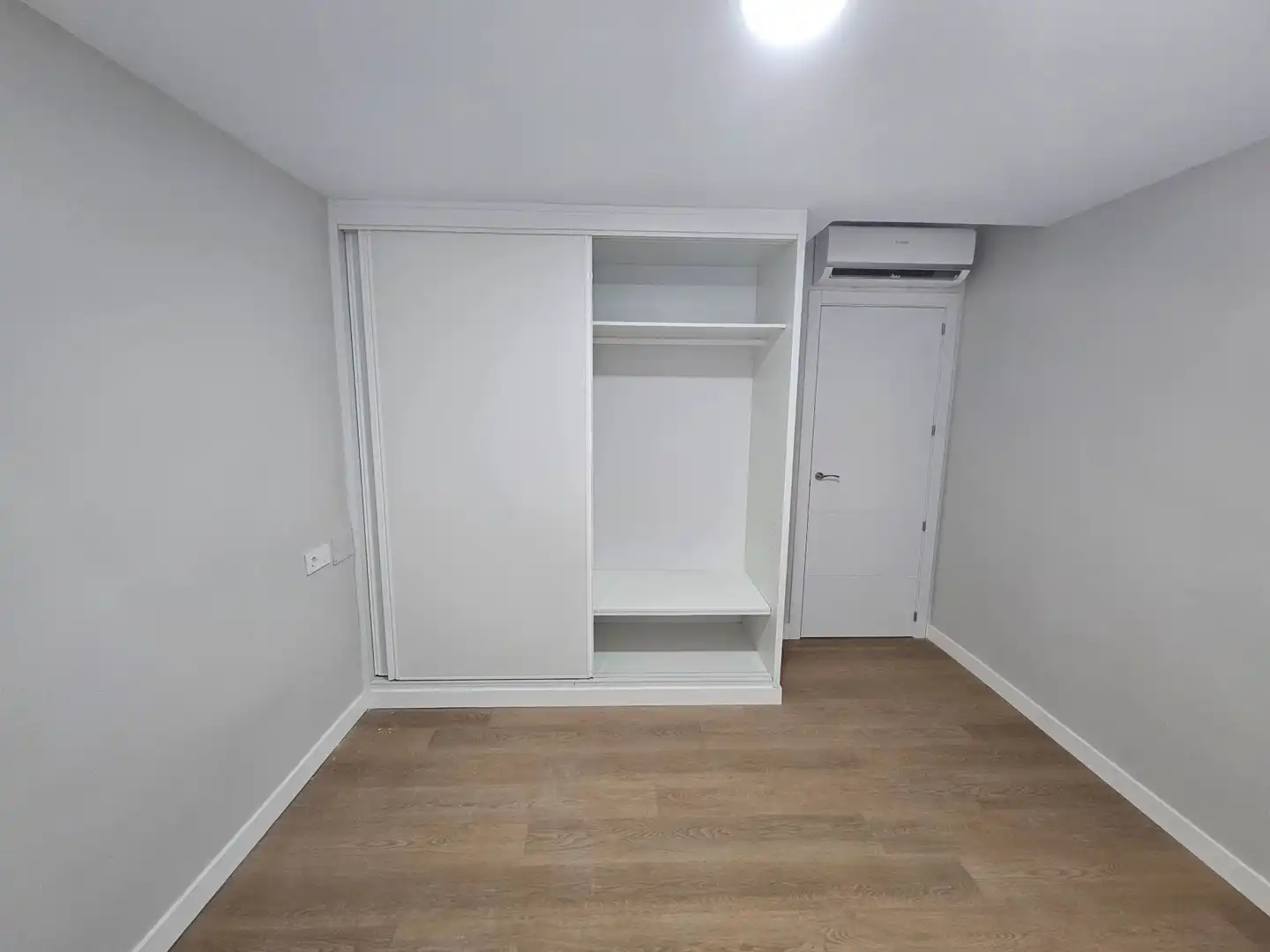 Habitación de Piso de alquiler en Madrid con Aire acondicionado y Calefacción
