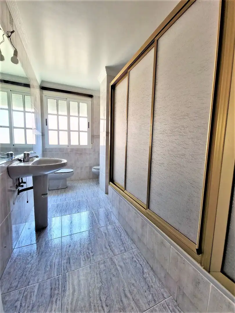 Piso en venta en La Viña