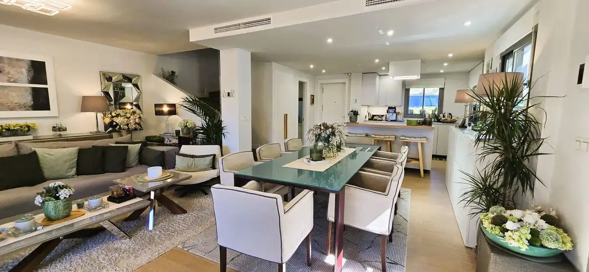 Comedor de Casa adosada en venta en Mijas con Aire acondicionado, Calefacción y Jardín privado