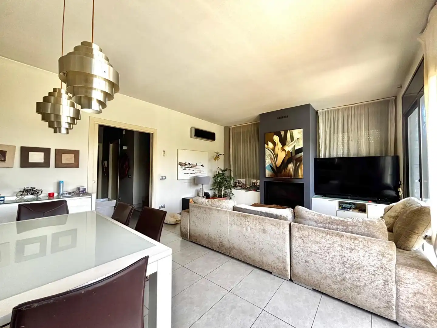 Wohnzimmer von Haus oder Chalet zum Verkauf in Pineda de Mar mit Klimaanlage, Privatgarten und Terrasse