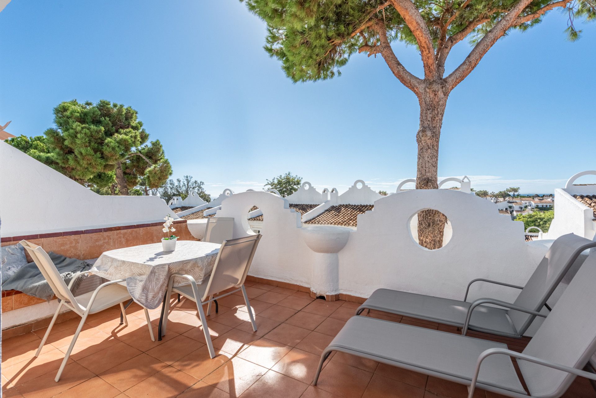 Terrace of Single-family semi-detached for sale in Marbella  with Air Conditioner, Terrace and Swimming Pool