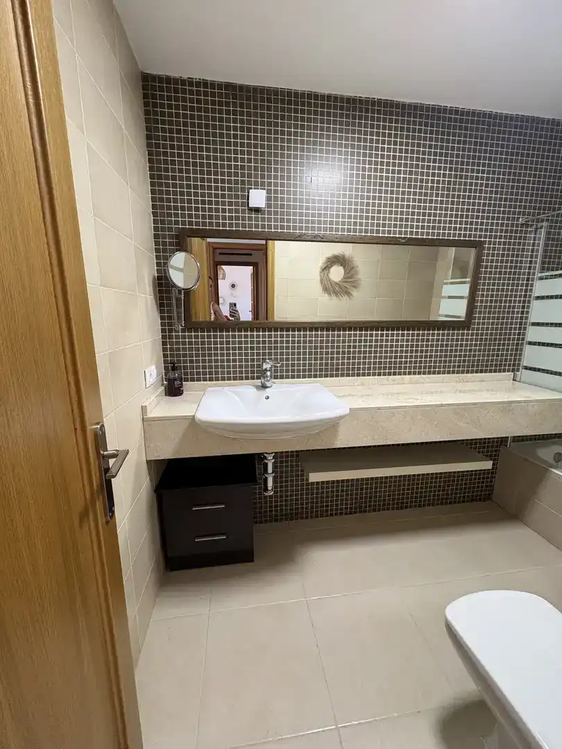 Badezimmer von Wohnung zur Miete in Carboneras mit Klimaanlage, Schwimmbad und Möbliert