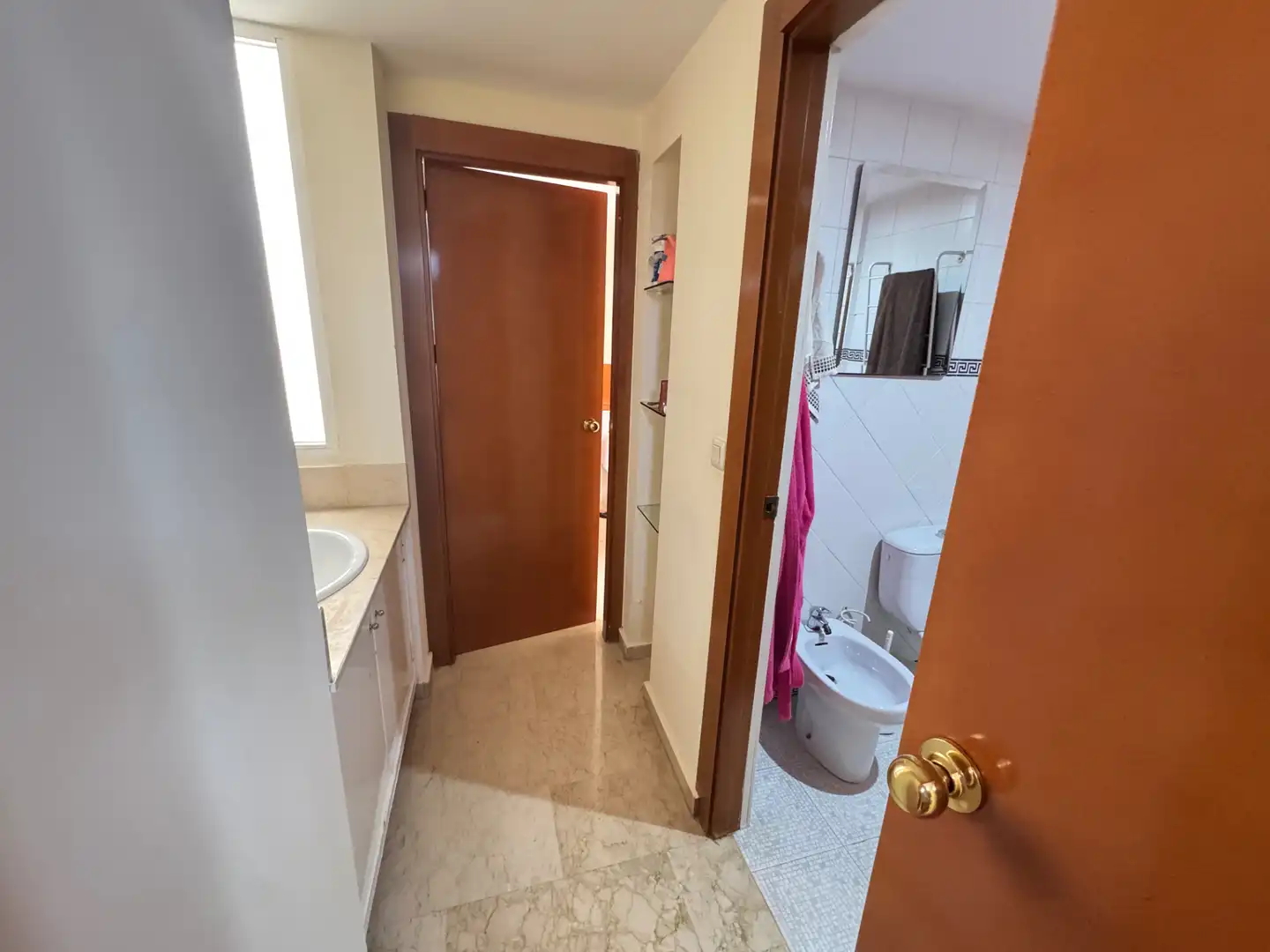 Bathroom of Flat for rent in Jaén  with Air Conditioner, Heating and Terrace