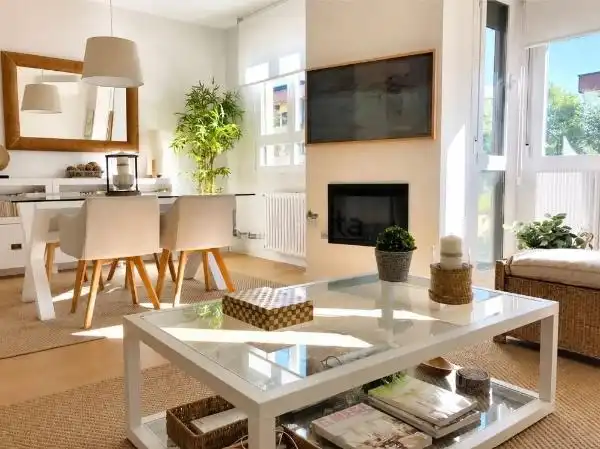 Sala de estar de Apartamento en venta en Madrid con Aire acondicionado, Calefacción y Jardín privado