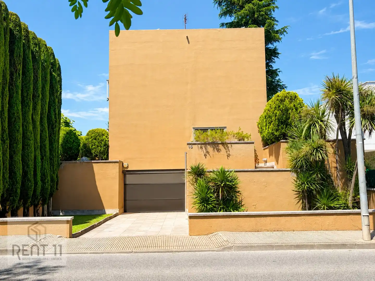 Casa con terrazza in vendita a CREU DE PALAU