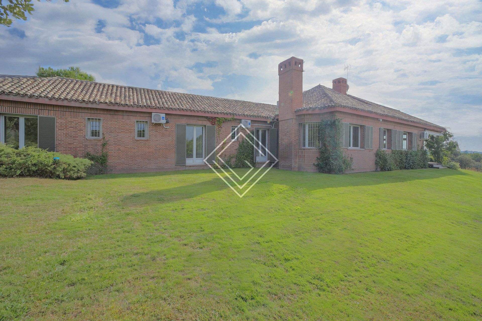 Garden of House or chalet to rent in Pozuelo de Alarcón  with Air Conditioner, Heating and Terrace