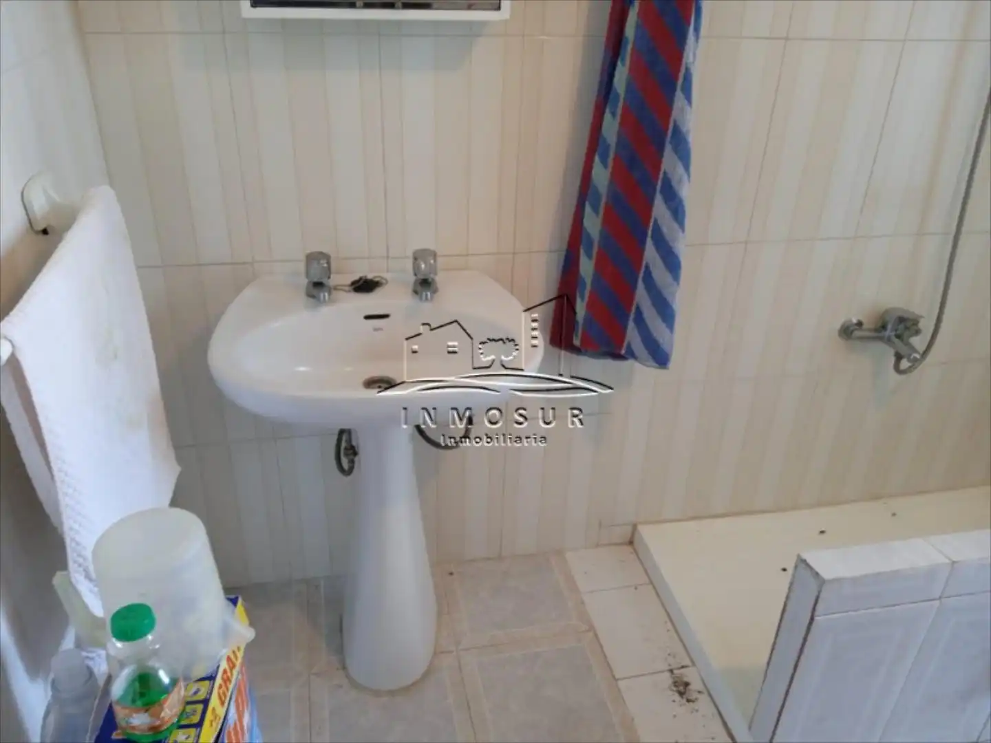 Bany de Casa o xalet en venda en Lucena amb Piscina
