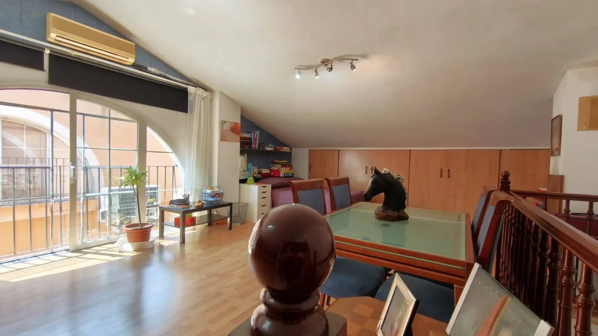 Sala de estar de Casa adosada en venta en Sant Salvador de Guardiola con Calefacción, Jardín privado y Parquet