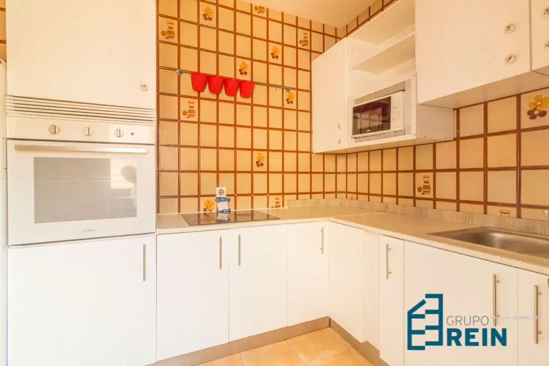 Kitchen of Flat for sale in Recas  with Air Conditioner, Heating and Terrace