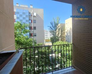 Exterior view of Flat to rent in  Granada Capital  with Air Conditioner, Heating and Terrace