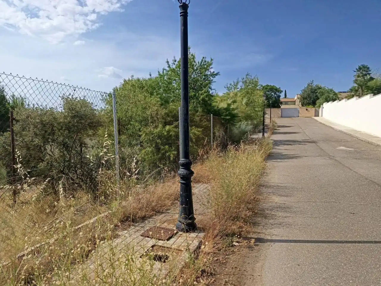 Außenansicht von Residential zum Verkauf in Toledo