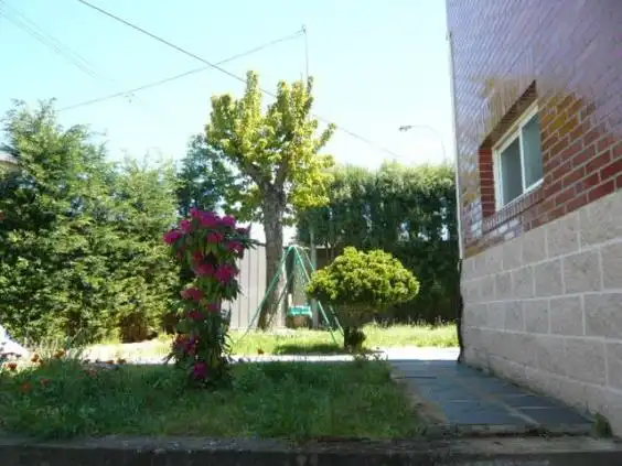 Jardín de Casa o chalet en venta en Castropodame con Calefacción, Terraza y Trastero