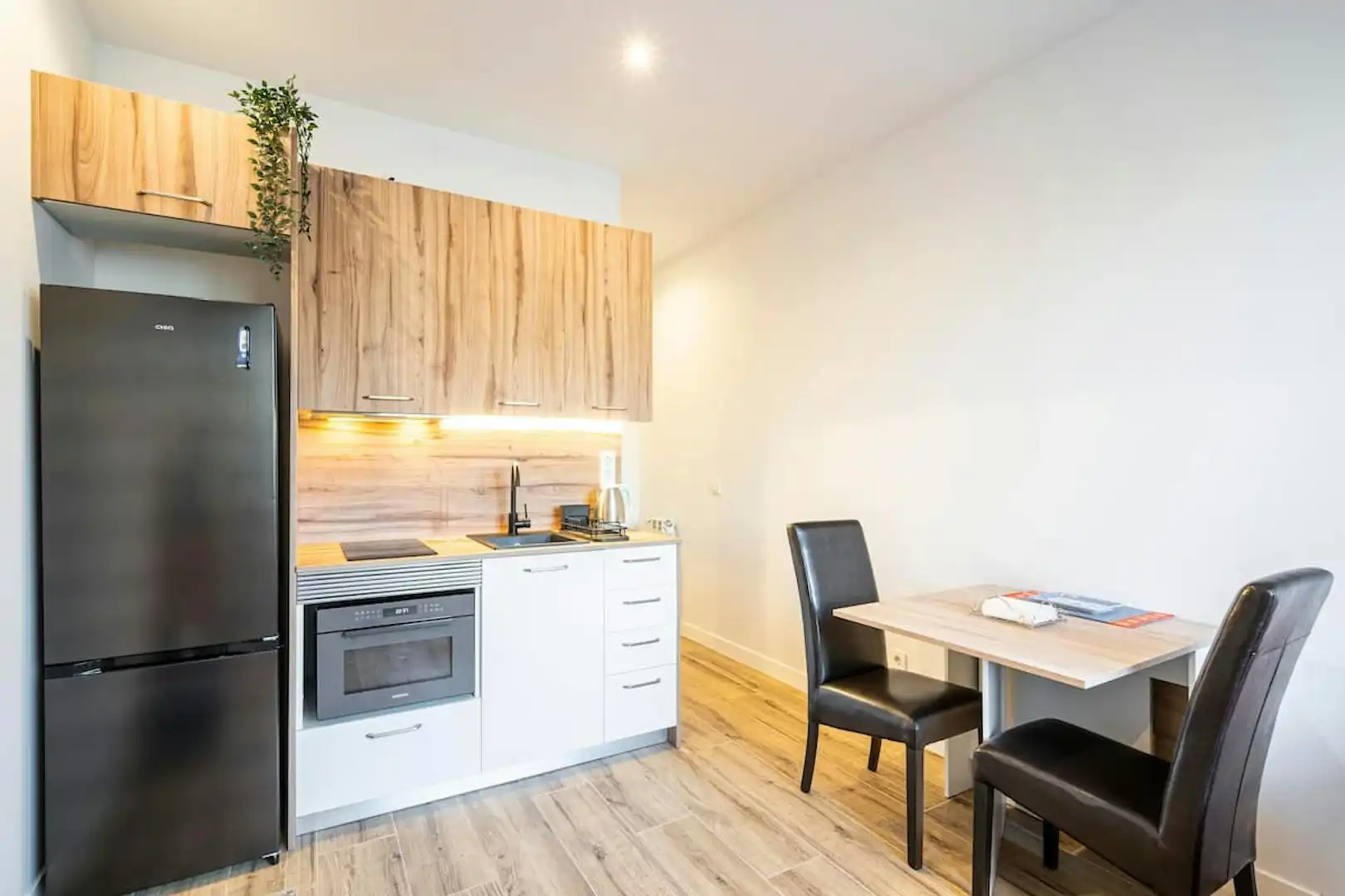 Kitchen of Flat for rent in Madrid  with Air Conditioner, Furnished and Washing machine