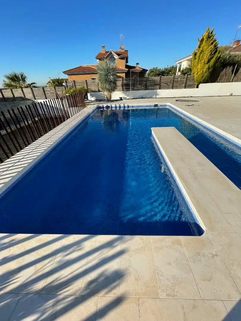 Piscina de Casa o xalet de lloguer en El Vendrell amb Aire condicionat, Calefacció i Jardí privat
