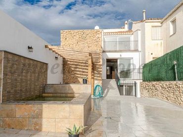 Terraced house for sale in Alhama de Granada