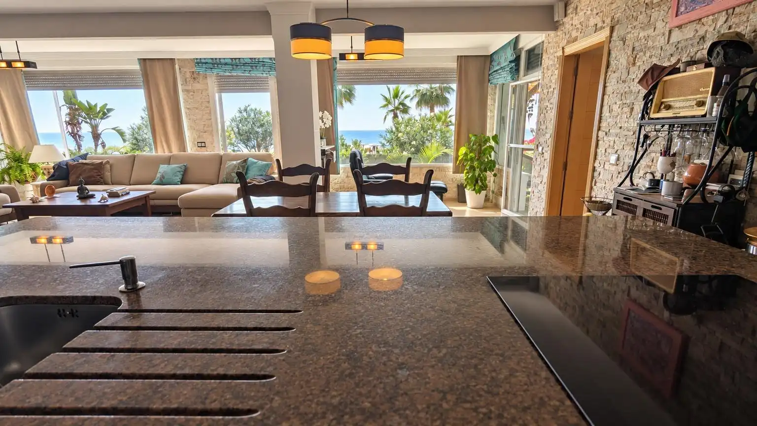 Bajo en venta en Laguna Beach, imagen 7