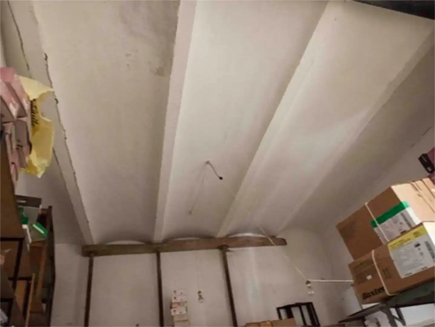 Piso en venta en Carmona con Balcón