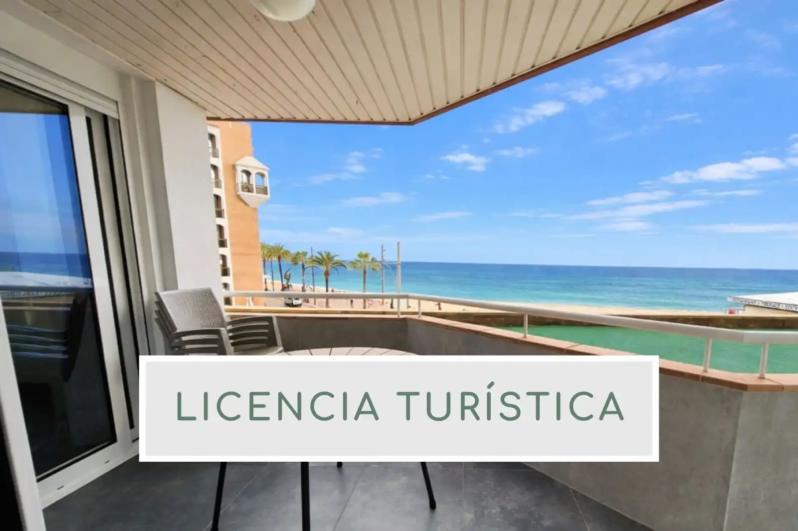 Appartement compact avec ascenseur à vendre à josep Tarradelles