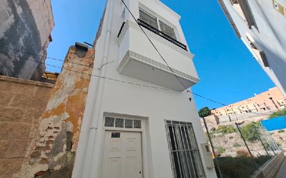 Exterior view of Single-family semi-detached for sale in  Almería Capital